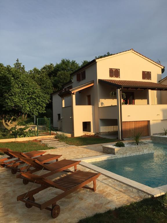 بوريتش Holiday Home Maver Forty المظهر الخارجي الصورة